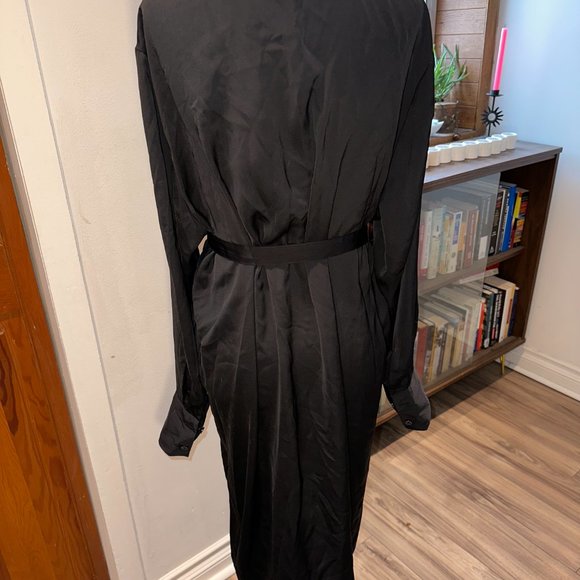 Joe Fresh - Black Satin Dress - XL - Picture 3 of 3